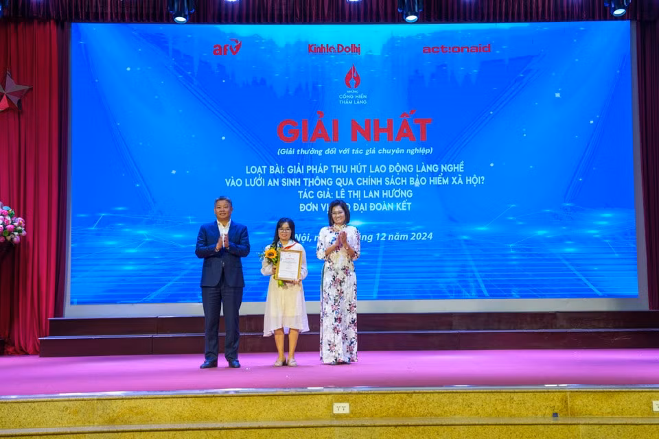 le tong ket va trao giai cuoc thi viet nhung cong hien tham lang nam 2024 hinh 2