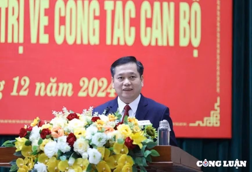 quang tri co tan bi thu tinh uy hinh 1