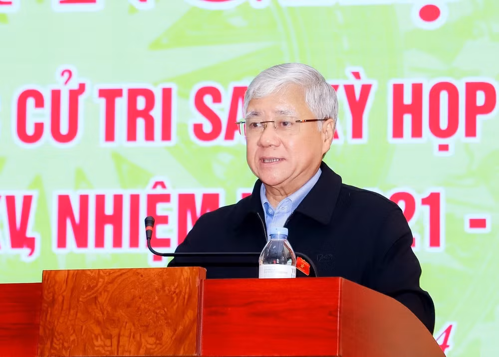 chu tich uy ban trung uong mttq viet nam tiep xuc cu tri huyen con cuong nghe an hinh 2