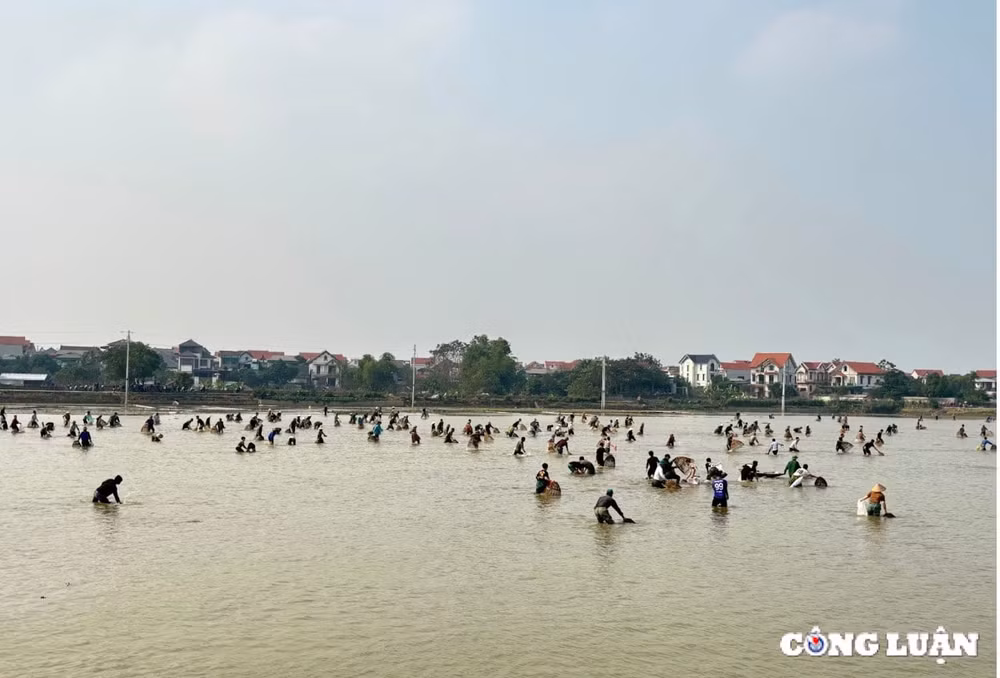 hoi bat ca lang phu hau sac mau van hoa tu dong que vinh phuc hinh 3
