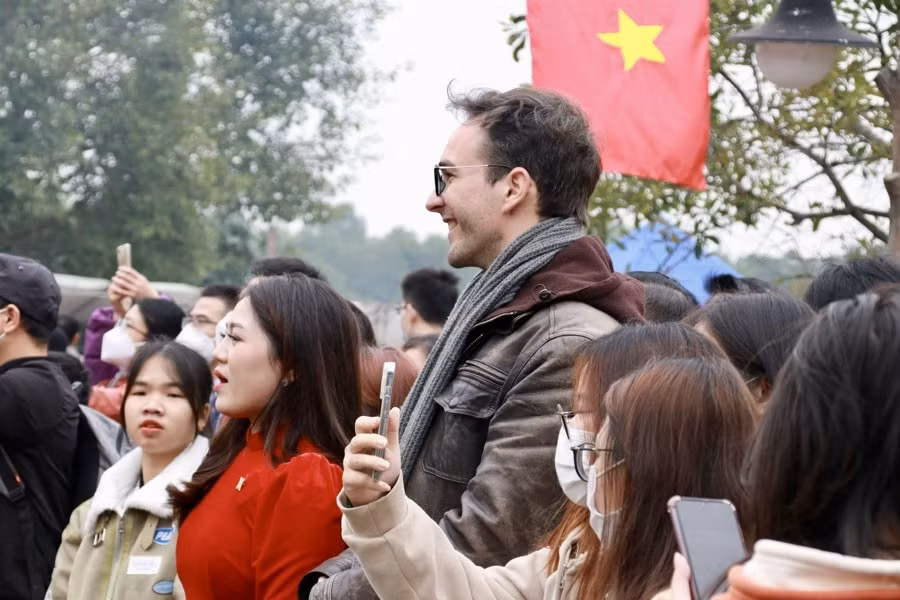 to chuc cho phien vung cao chao nam moi 2025 tai lang van hoa hinh 3