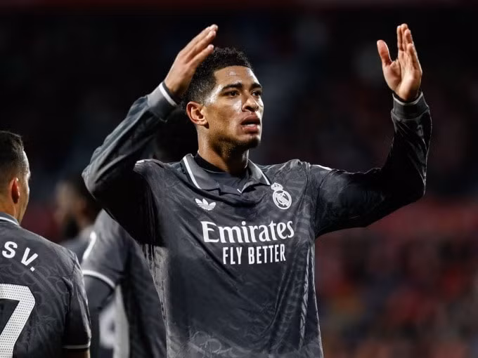 real bung no barca hut hoi cuoc dua la liga ruc lua tro lai hinh 1
