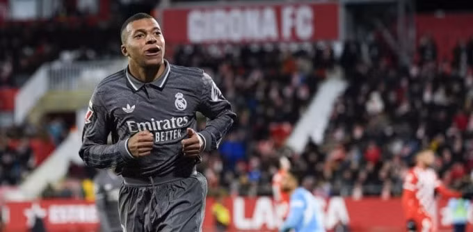 real bung no barca hut hoi cuoc dua la liga ruc lua tro lai hinh 2