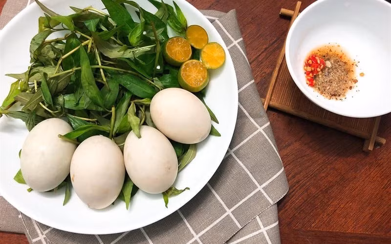 sai lam tai hai khi an trung vit lon hinh 2