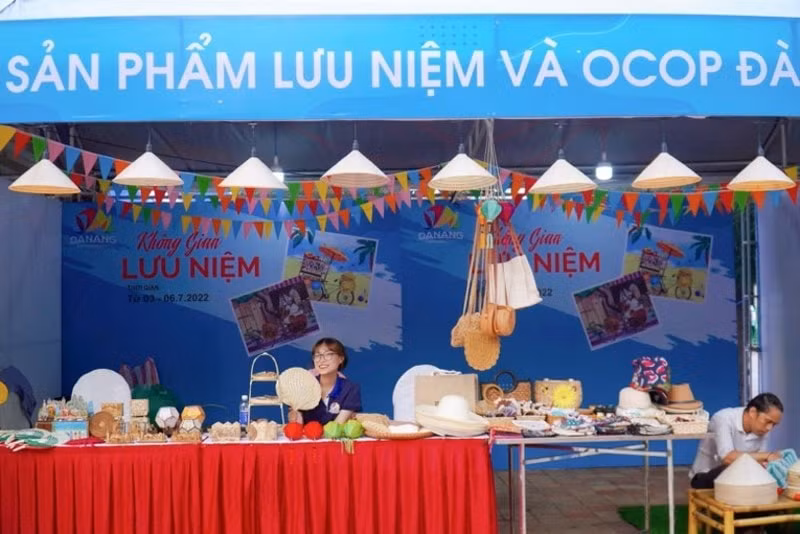 tan huong am thuc va khong gian bia tai da nang hinh 6