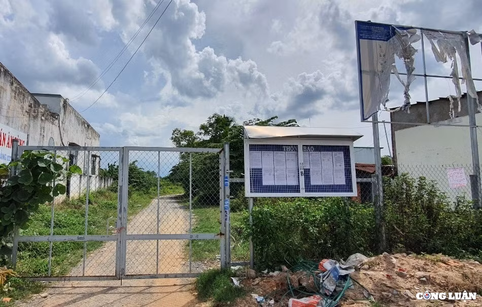 du an khu nha o suoi giua bat dong 14 nam nguoi dan mon moi cho nhan dat xay nha hinh 2
