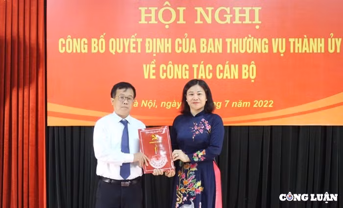 ha noi trao cac quyet dinh ve cong tac can bo tai bao hanoimoi va bao kinh te do thi hinh 3