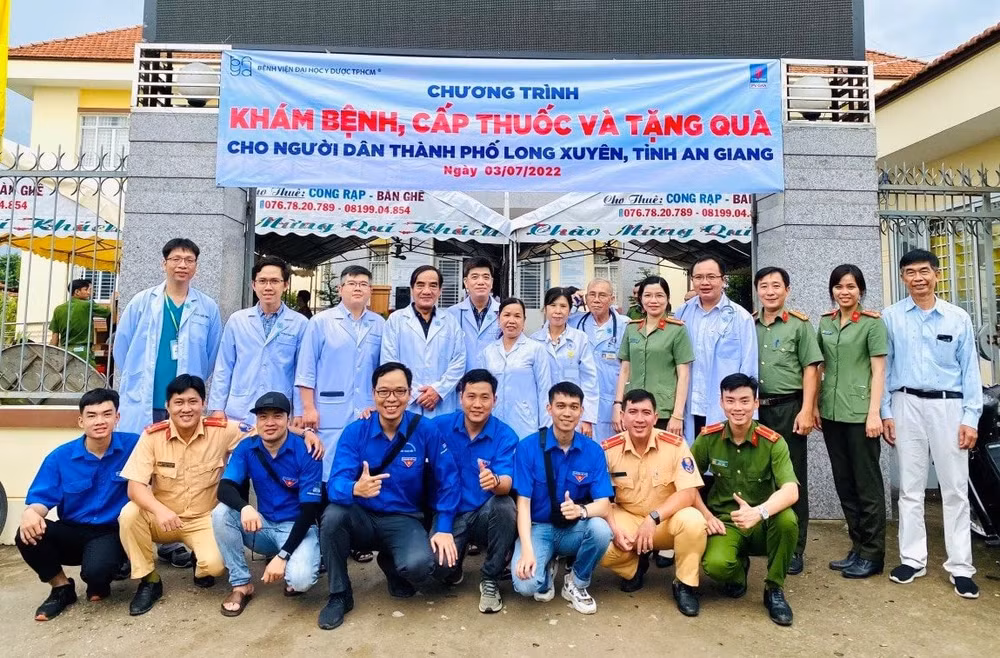 pv gas dong hanh cung chuong trinh an sinh xa hoi mien tay hinh 1