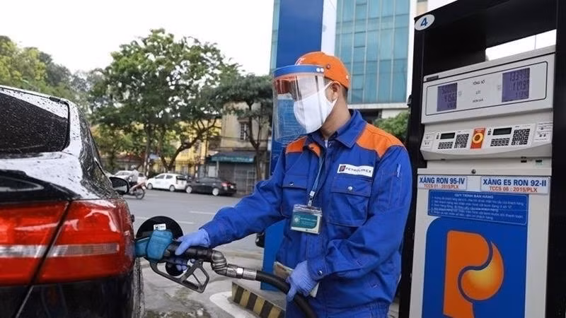 uy ban thuong vu quoc hoi xem xet muc thue bao ve moi truong doi voi xang dau mo nhon hinh 1