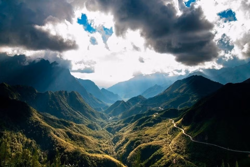 kham pha nhung canh dep me hon nhu truyen co tich o lai chau hinh 1
