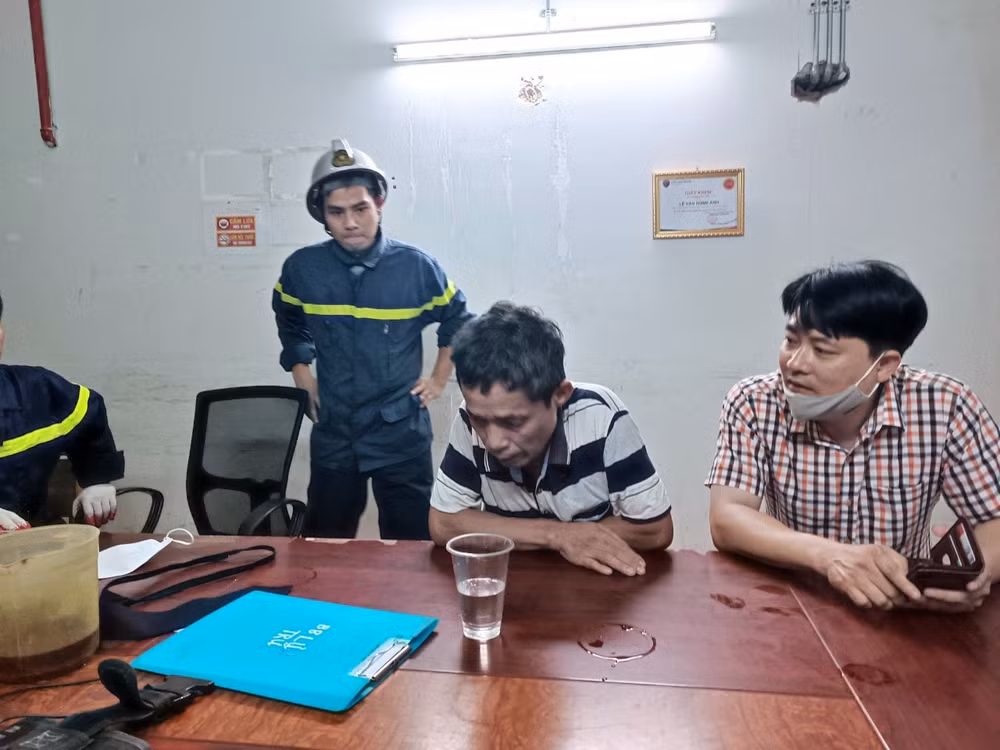 Người đàn ông được giải cứu sinh năm 1973, trú tại Yên Hoà, Cầu Giấy, Hà Nội. Ảnh: Cơ quan Công an cung cấp. 