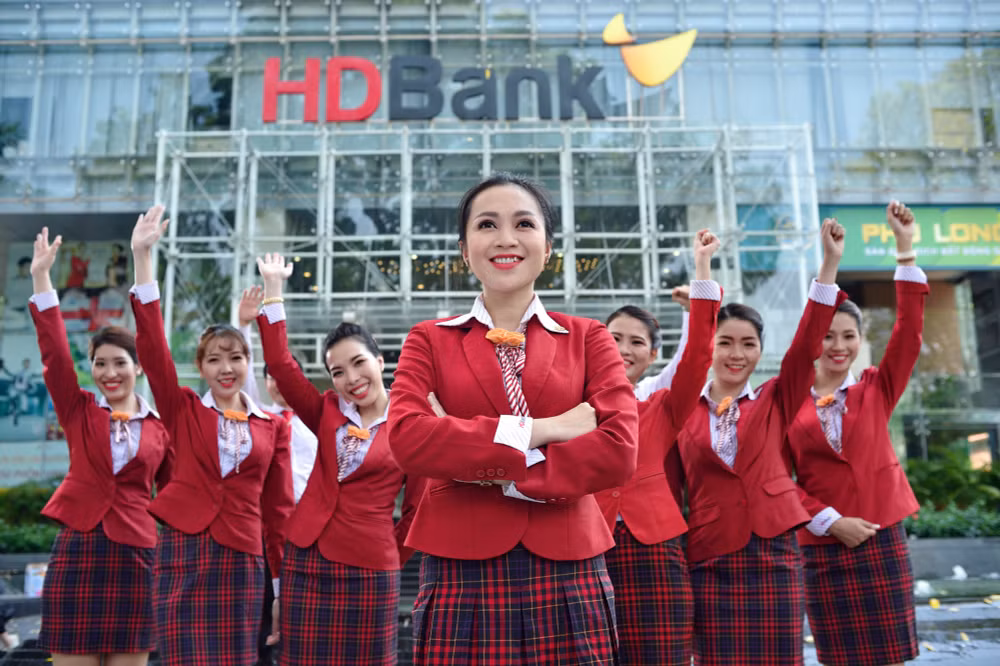 tiep tuc “phu song” tren ca nuoc hdbank mo moi 18 diem giao dich va tuyen dung 250 ung vien