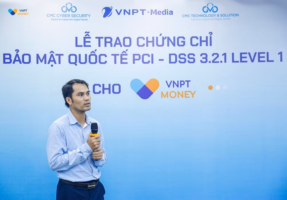 Ông Nguyễn Đăng Thắng – Giám đốc Trung Tâm Dịch vụ Tài chính số VNPT phát biểu tại buổi lễ.