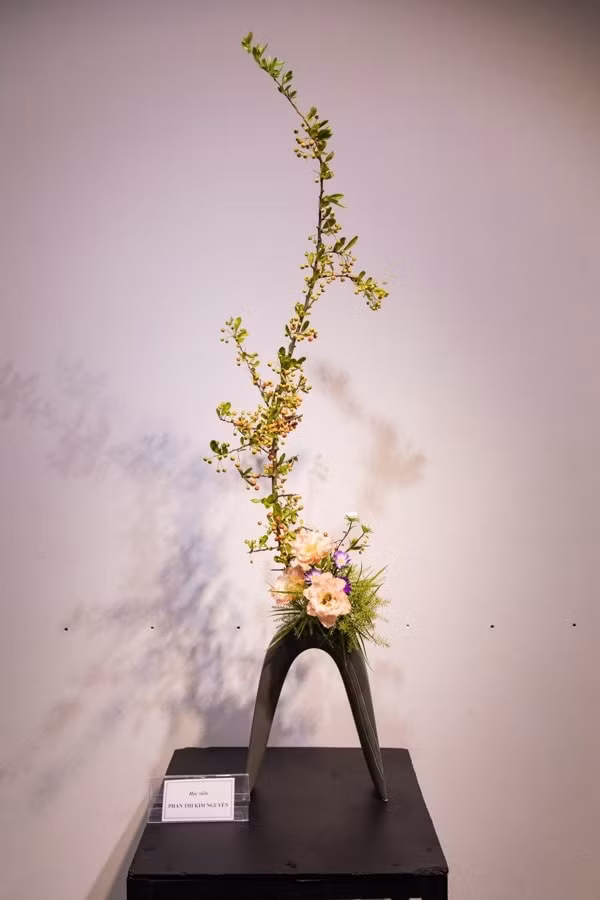 ngac nhien voi ve dep cua nghe thuat cam hoa ikebana nhat ban hinh 7