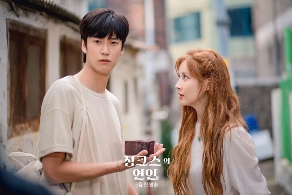 nguoi tinh cua jinx leo len dan dau giua bang xep hang khoc liet hinh 1
