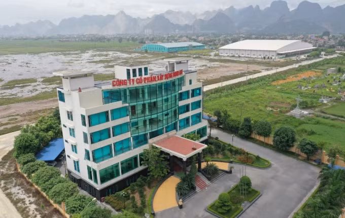 Trụ sở chính tại Khu công nghiệp Kiện Khê I, thị trấn Kiện Khê, huyện Thanh Liêm, tỉnh Hà Nam