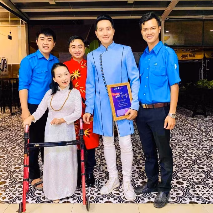 Anh cho biết, “thiện nguyện tinh thần” giúp người khác quyết định có một cuộc sống tốt hơn, lạc quan hơn