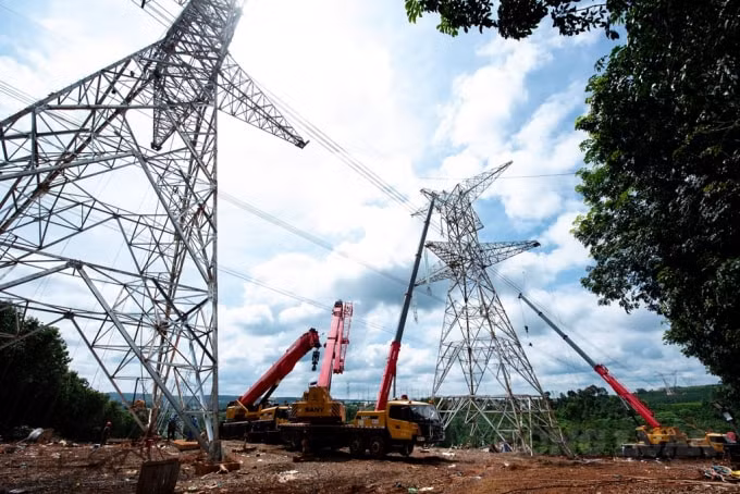Đường dây truyền tải 500kV đi qua các xã Ea Nam, xã Ea Khal, xã Dliê Yang của huyện Ea H’leo, tỉnh Đắk Lắk