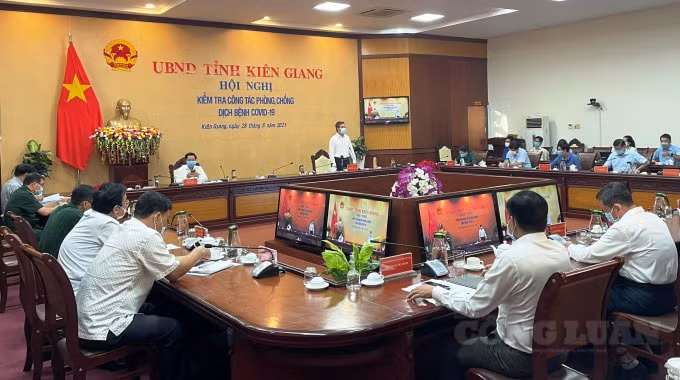 Cuộc họp trực tuyến kiểm tra công tác phòng chống dịch bệnh Covid-19 vào chiều 28/6