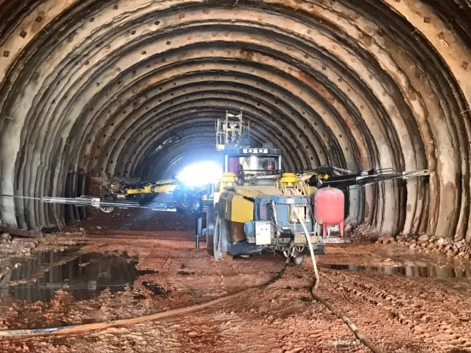 Dự án cao tốc Mai Sơn - Quốc lộ 45 sẽ có 2 hầm đường bộ xuyên núi là hầm Tam Điệp dài 245m (qua tỉnh Ninh Bình) và hầm Thung Thi dài 680m (qua tỉnh Thanh Hóa)