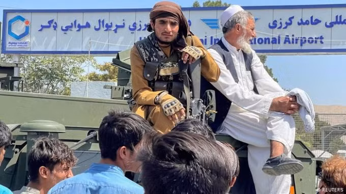 Quân đội Taliban. Ảnh: DPA