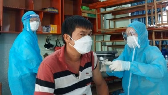 Tây Ninh đang cố gắng đẩy nhanh tốc độ tiêm chủng (ảnh TL).
