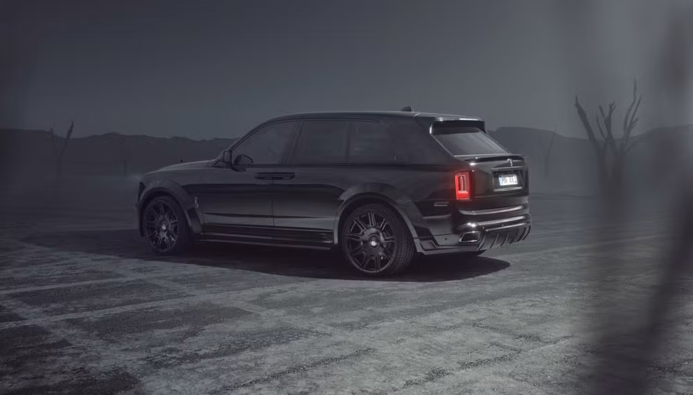 Rolls-Royce Cullinan Black Badge Overdose. Ảnh: Spofec, Vossen