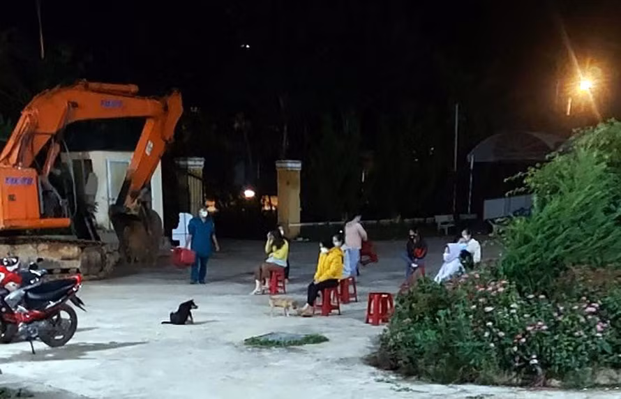 Hình ảnh các trường hợp vi phạm tại Công ty Trình Nhi khai báo y tế. Ảnh: tienphong.vn