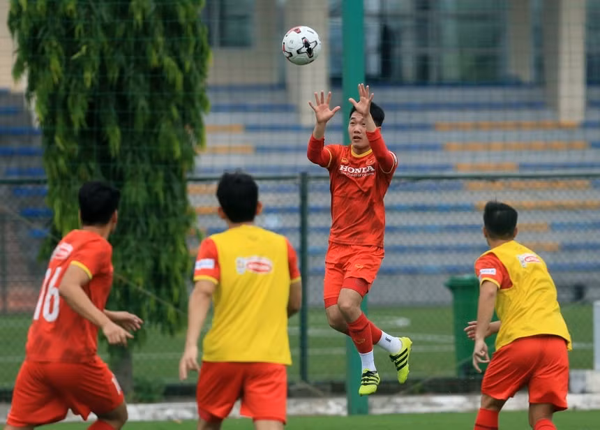 Tuyển Việt Nam đang tích cực chuẩn bị cho vòng loại thứ 3 World Cup 2022. Ảnh: VFF