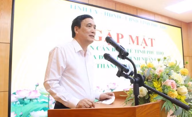 Ông Bùi Minh Châu Bí thư Tỉnh ủy Phú Thọ phát biểu tại buổi gặp mặt.