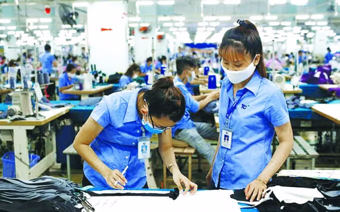 Vượt Bangladesh, Việt Nam trở thành nhà xuất khẩu hàng may mặc lớn thứ 2 toàn cầu.