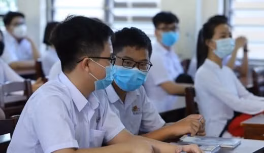 Đà Nẵng sẽ miễn 100% học phí theo mức thu học phí công lập năm học 2021-2022. Ảnh: minh họa