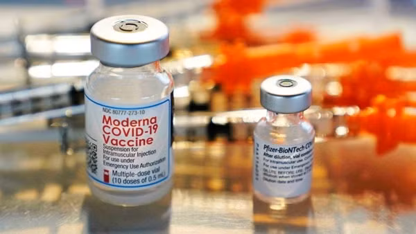 Vaccine ngừa COVID-19 của Pfizer-BioNTech và Moderna
