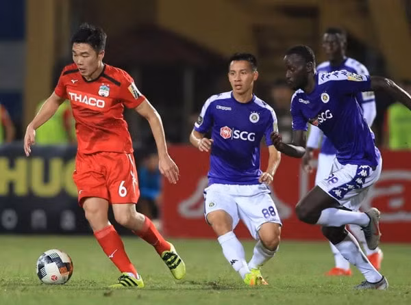 Lịch thi đấu của V.League 2019 sẽ được điều chỉnh để tạo điều kiện tối đa cho các tuyển thủ Quốc gia chuẩn bị cho vòng loại World Cup 2022. Ảnh: VnReview