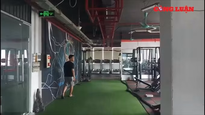 Một số mặt bằng tầng khối đế được sử dụng làm phòng tập Gym, mở lớp học mầm non và treo biển cho thuê.