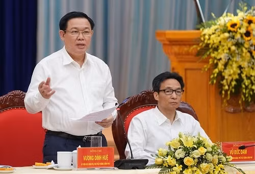 Phó Thủ tướng Vương Đình Huệ phát biểu tại Hội nghị. Ảnh: VGP