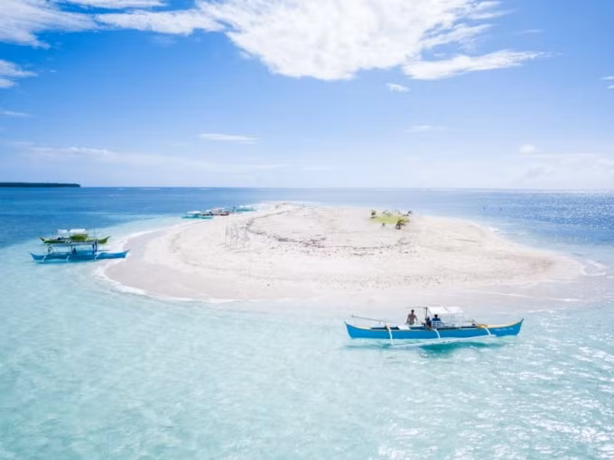 Naked Island ở Siargao, Philippines.