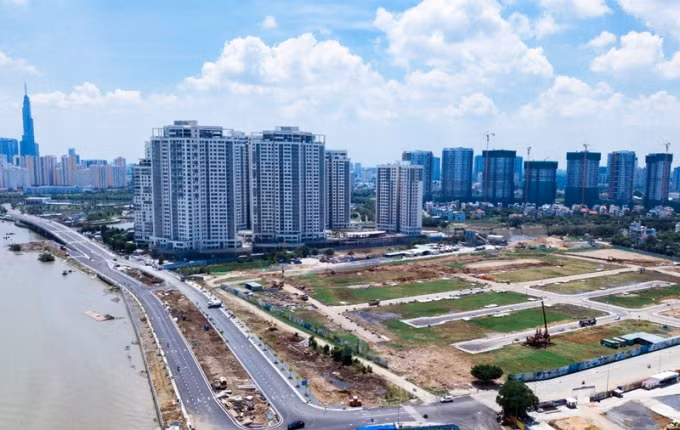 Sự phát triển của thị trường BĐS chưa thực sự bền vững, còn tiềm ẩn yếu tố rủi ro. (Ảnh minh họa)