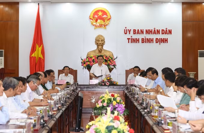 Phó Thủ tướng Vương Đình Huệ làm việc với tỉnh Bình Định. Ảnh: VGP