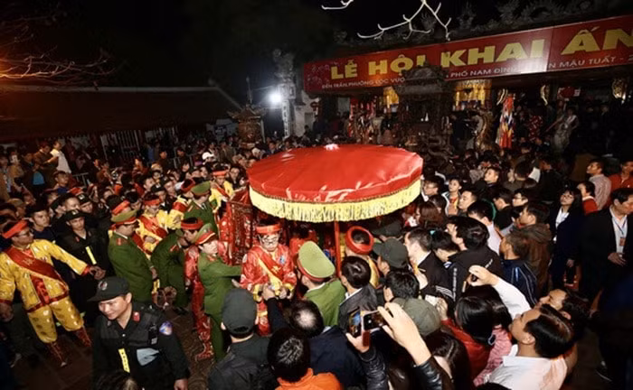 nam dinh noi lai le hoi khai an den tran xuan quy mao 2023 hinh 1
