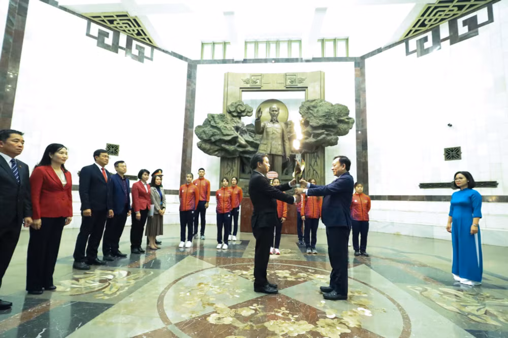 nghi le ruoc duoc dai hoi the thao toan quoc lan thu ix hinh 6