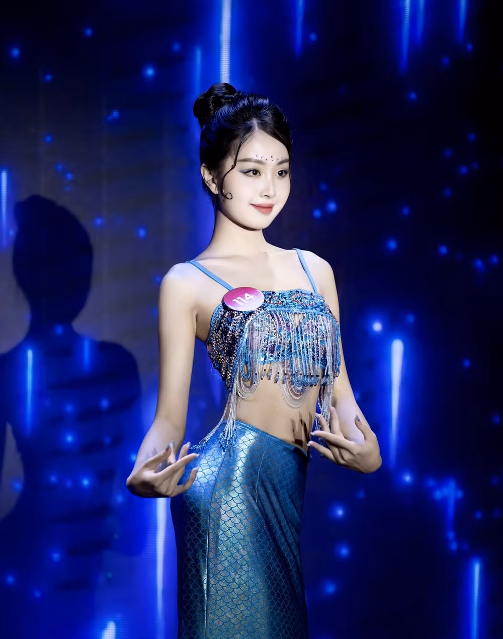 nguoi dep hoa lu pham giang my san sang cho nhung nac thang cao hon hinh 3