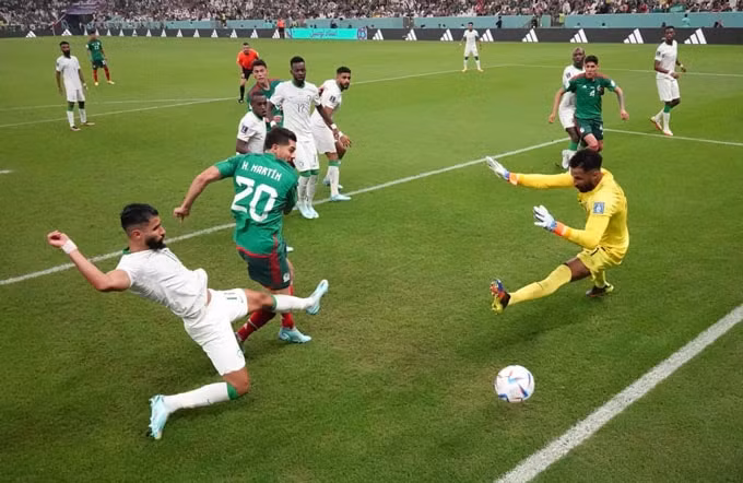 argentina di tiep mexico dung buoc boi ban thua oan nghiet phut bu gio hinh 2