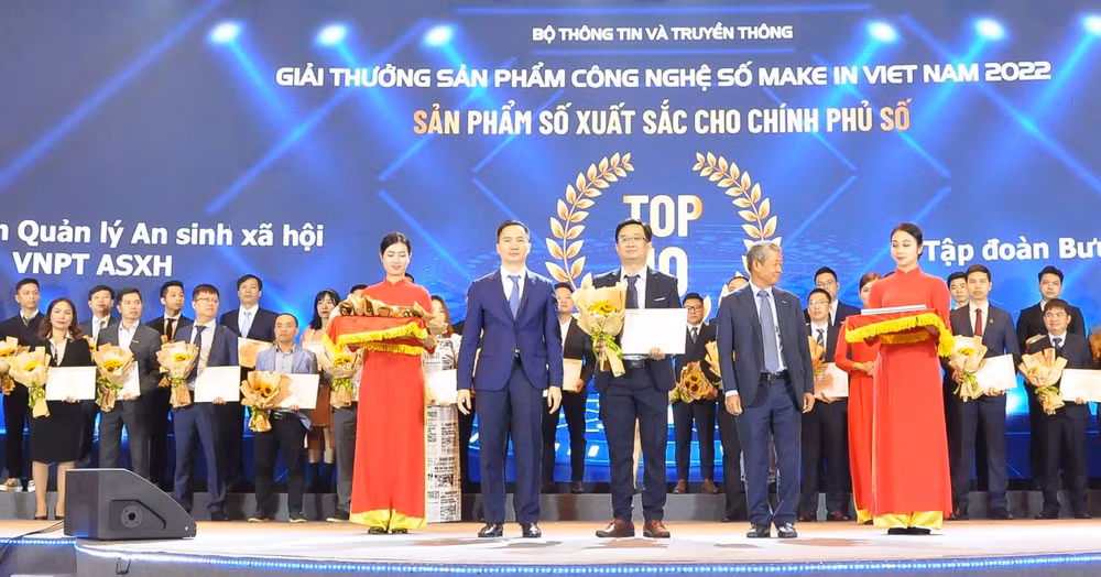 04 giai phap so cua vnpt duoc vinh danh tai giai thuong make in viet nam nam 2022 hinh 1