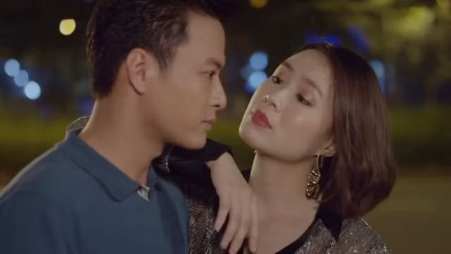 Hồng Diễm vai Châu trong 