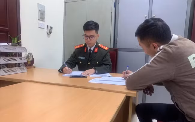 Hà Nội xử phạt 19 trường hợp đăng tin giả về dịch bệnh Covid-19. Ảnh: minh họa