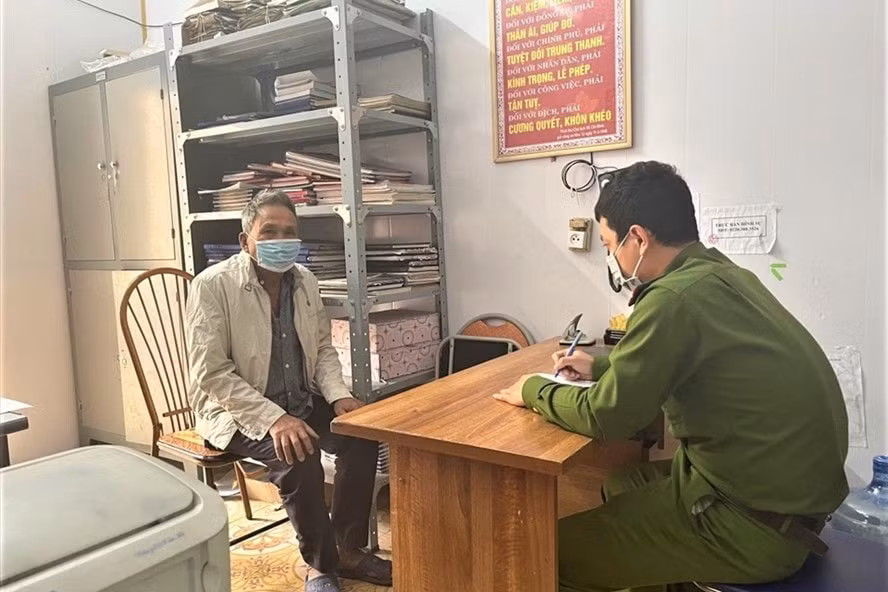 Phạm Thế Thỉnh trốn nã bị công an Hải Dương bắt qua công tác truy vết phòng dịch. Ảnh: Công an Hải Dương
