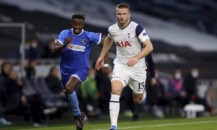 Trung vệ Eric Dier của CLB Tottenham lên tiếng phản pháo HLV Mourinho. Ảnh: internet