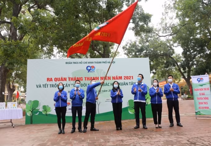 Thành Đoàn Hà Nội tổ chức lễ ra quân tháng thanh niên năm 2021. Ảnh: Vương Đức