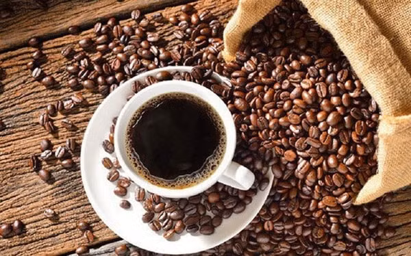 Giá cà phê Robusta bất ngờ giảm mạnh trong ngày 20/2